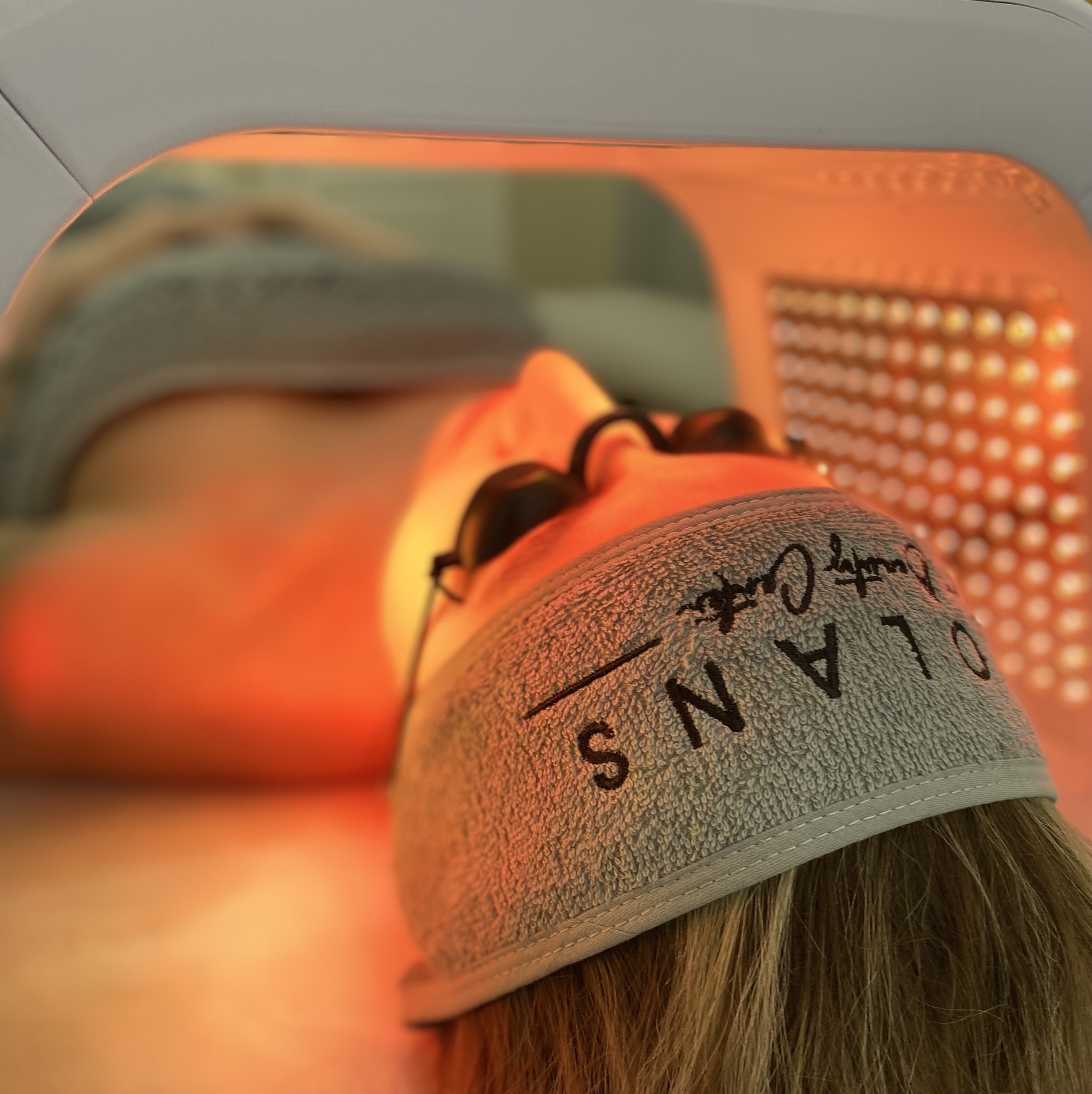 Bağcılar kalıcı makyaj ve altın oran kaş tasarımı Volans Güzellik